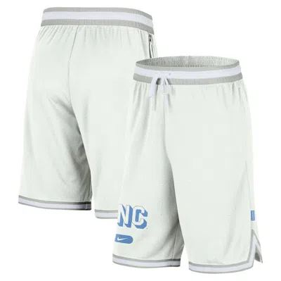 Nike Men's Cream North Carolina Tar Heels Dna 3.0 Performance Shorts In White