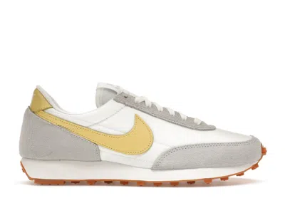 Pre-owned Nike Daybreak (women's) Sneakers In Summit White/gray Fog/yellow