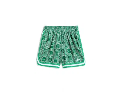 Nike Dna Dri-fit 5 Patterned Basketball Shorts (little Kid/big Kid) Boy's Shorts Stadium Green/white : Md