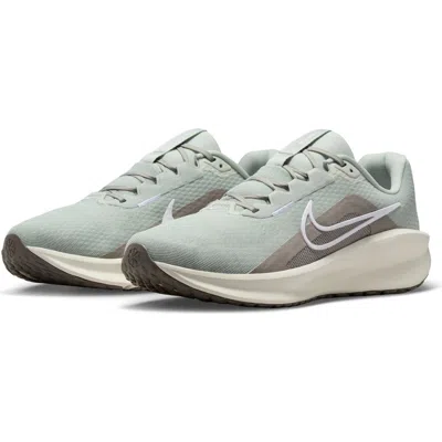 Nike Downshifter 13 Running Shoe In Multi