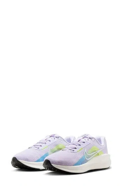 Nike Downshifter 13 Sneaker In Multi