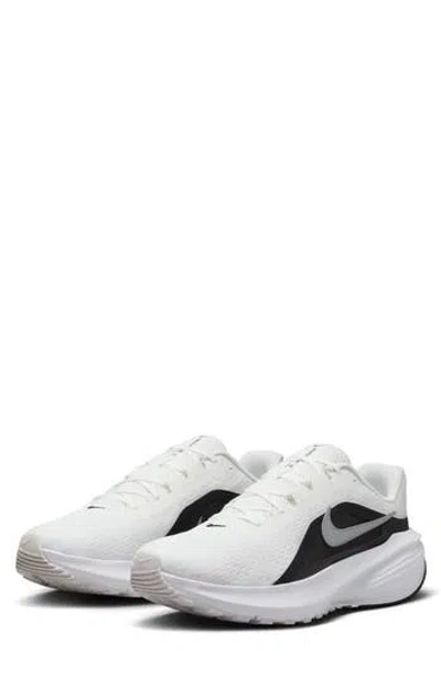 Nike Downshifter 14 Running Shoe In White