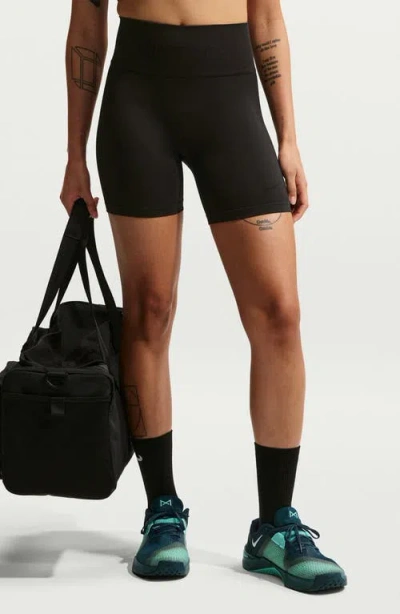 Nike Dri-fit High Waist 5-inch Bike Shorts In Black