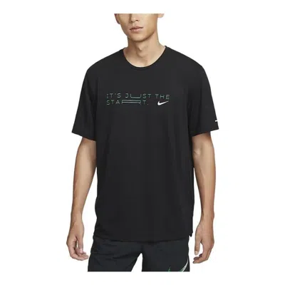 Nike Dri-fit Rise 365 T-shirt 'kipchoge' In Black