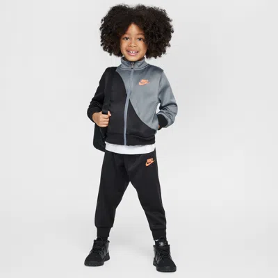 Nike Babies' Dri-fit Sportswear Toddler On The Move 2-piece Propus Set In Black