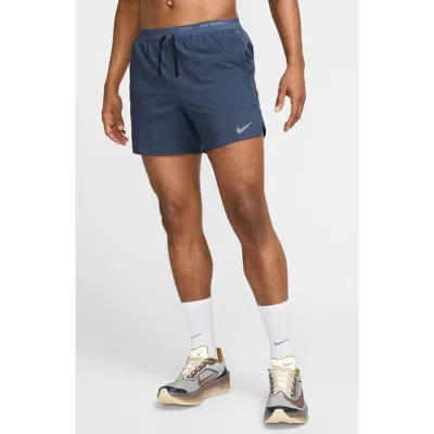 NIKE NIKE DRI-FIT STRIDE 5-INCH RUNNING SHORTS