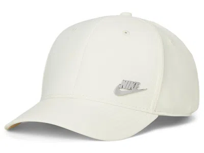 Nike Dri-fit Club Structured Metal Logo Cap Baseball Caps Coconut Milk/metallic Silver: Lg/xl In White
