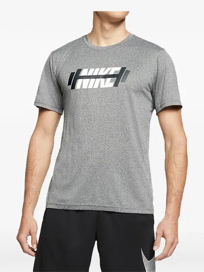 Nike Dri-fit Legend T-shirt In Gray