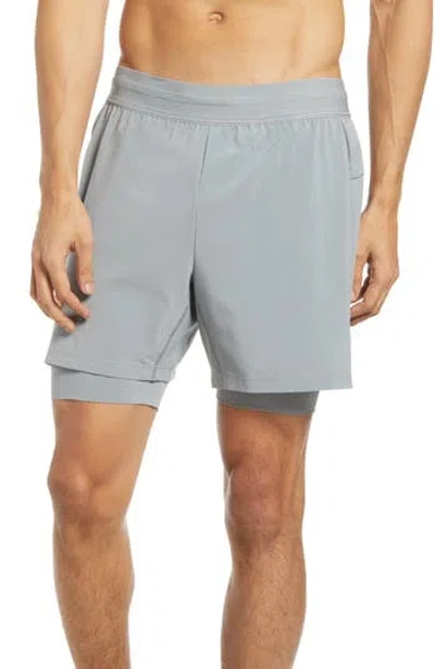 Nike Dry-fit 2-in-1 Pocket Yoga Shorts In Gray