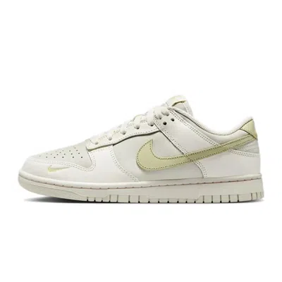Nike (wmns)  Dunk Low 'phantom Olive Aura' In Multi