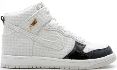 Pre-owned Nike Dunk High Married To The Mob (women's) Sneakers In Sail/black