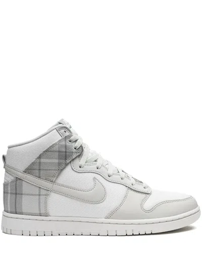 Nike Dunk High Plaid Sneakers In Grey