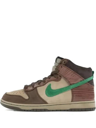 Nike Dunk High Premium Sb Sneakers In Brown