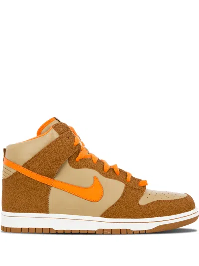 Nike Gender Inclusive Dunk Low Basketball Sneaker In White