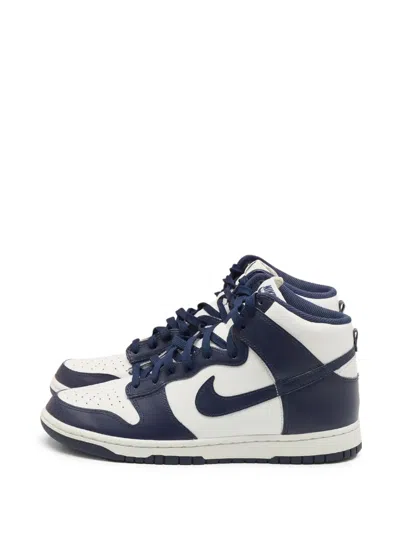 Pre-owned Nike Dunk High-top Sneakers In Blue