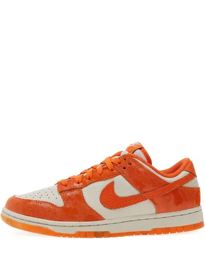 Nike Dunk Leather Low-top Sneakers