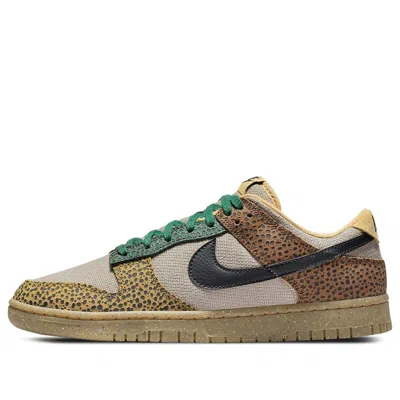 Nike Dunk Low Safari Sneaker In Cacao  Wow/off Noir-gorge Green-golden Moss-gum Lt