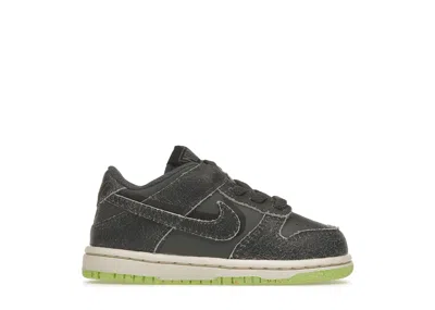 Pre-owned Nike Dunk Low Halloween (2022) Sneakers In Iron Grey/phantom/ghost Green