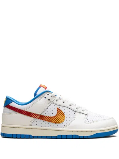 NIKE DUNK LOW "HARLEM GLOBETROTTERS" SNEAKERS