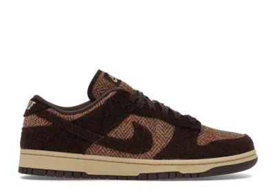 Pre-owned Nike Dunk Low Harris Tweed (women's) Sneakers In Sesame/violet Mist/baroque Brown