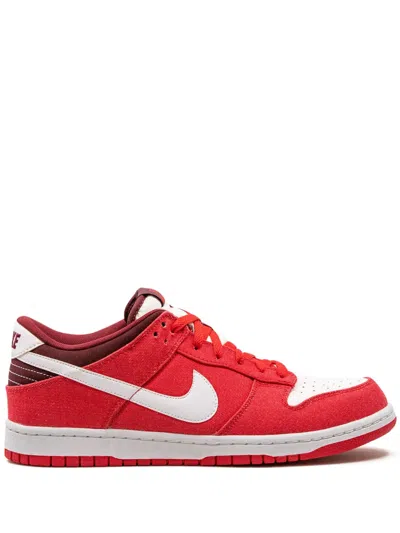 Nike Dunk Low "hyper Red" Sneakers