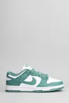 Nike Retro Low-top Sneakers Perforated Toe In White