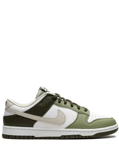 Nike Dunk Low "oil Green" Sneakers In Grün