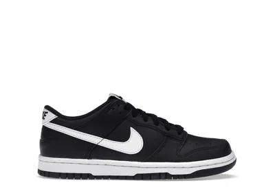 Pre-owned Nike Dunk Low Panda 2.0 Sneakers In Black/white