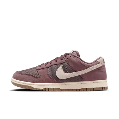 Nike Dunk Low Premium Se Women's Shoes In Brown