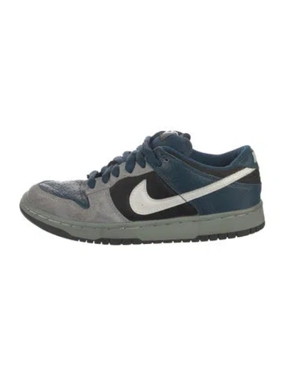Pre-owned Nike Dunk Low Pro Sb Futura Sneakers In Blue