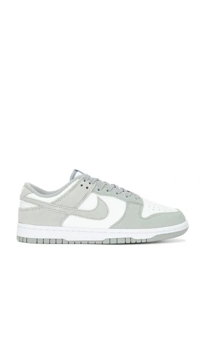 Nike Dunk Low Retro Se In White & Light Pumice
