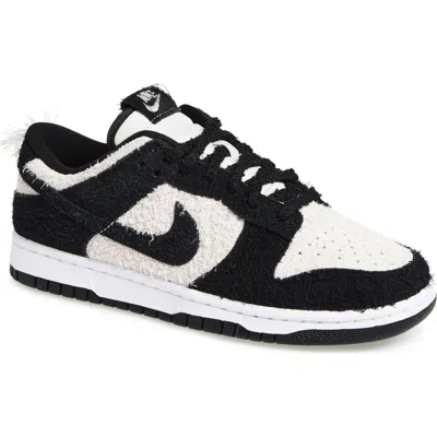 NIKE NIKE DUNK LOW SE BASKETBALL SNEAKER