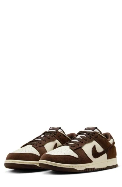 Nike Dunk Low Se Basketball Sneaker In Multi