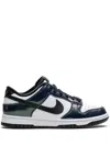 Nike Dunk Low Se "just Do It Iridescent" Sneakers In 黑色
