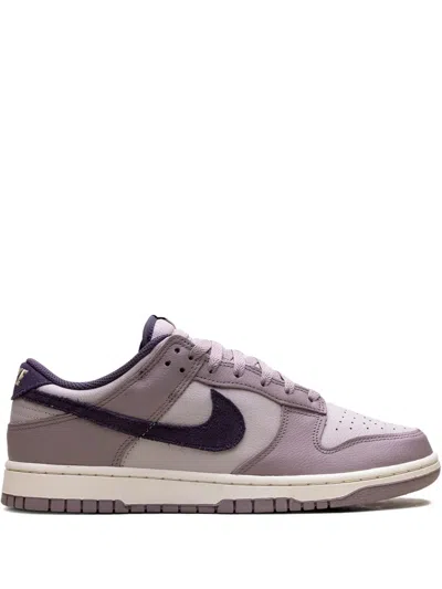 Nike Dunk Low Se "light Violet Ore" Trainers In Purple