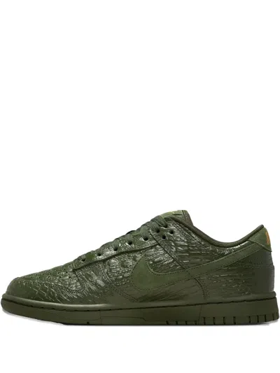 Nike Dunk Low Snakeskin-effect Sneakers In Green
