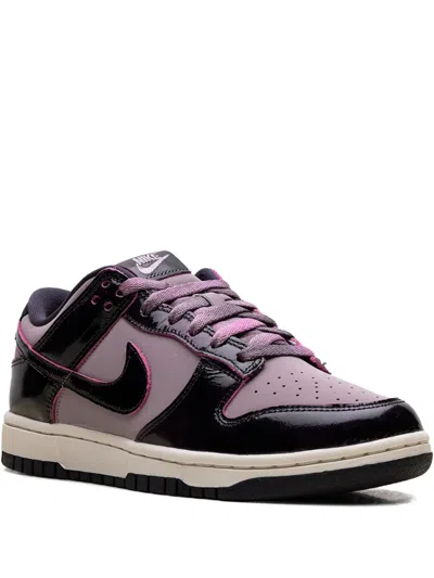Nike Dunk Low Sneakers In Black