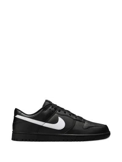 Nike Dunk Low Sneakers In Black