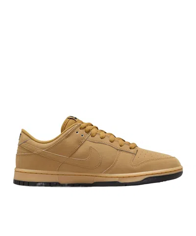 Nike Dunk Low Trainers In Gelb