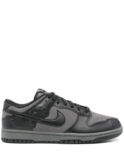 NIKE DUNK LOW SNEAKERS