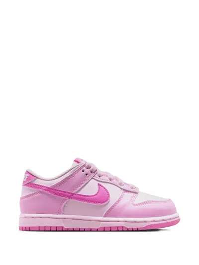 Nike Dunk Low Sneakers In Pink