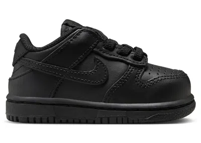 Pre-owned Nike Dunk Low Triple Sneakers In Black