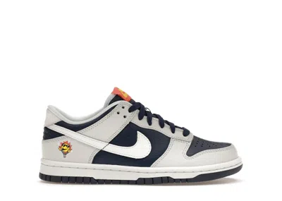 Pre-owned Nike Dunk Low Uv Reactive Sneakers In Photon Dust/midnight Navy/blue Tint