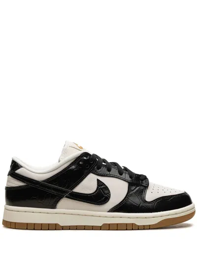 Nike Dunk Lace-up Sneakers In Black