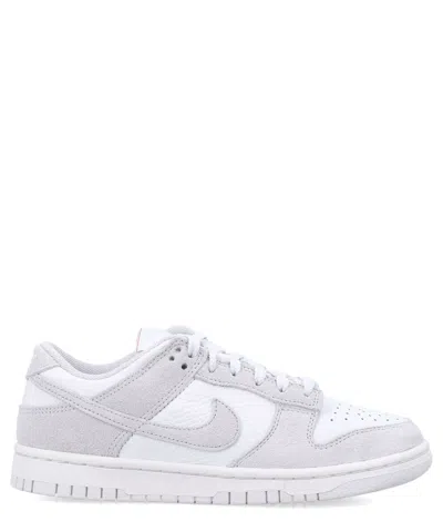 Nike Dunk Sneakers In White