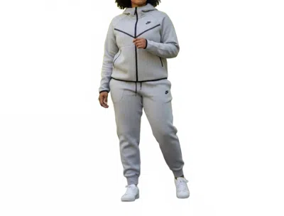 Nike Elastic Waistband And Cuffs Sweatpants In Gray