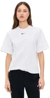 Nike Womens  Nsw Essential Lbr Crew T-shirt In White/black