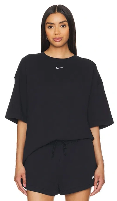 Nike Essential Short Sleeve T-shirt In Black & White