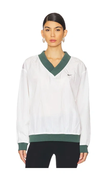 Nike Essential Sweater In Sail & Vintage Green