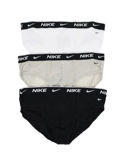 Nike Everyday Cotton Stretch Briefs (set Of Three) In White